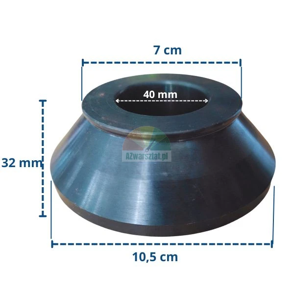 Czarny metalowy stożek centrujący o wymiarach: średnica wewnętrzna 40 mm, średnica górna 7 cm, średnica dolna 10,5 cm oraz wysokość 32 mm.