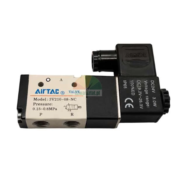 Elektrozawór pneumatyczny AirTAC 3V210-08-NC, 3/2-drożny, normalnie zamknięty (NC), napięcie 24V DC, ciśnienie 0.15-0.8 MPa.