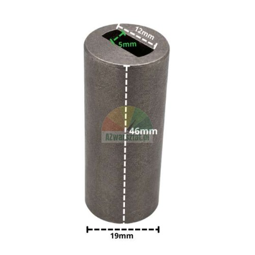 Metalowy adapter silnika 12mm o długości 46mm i średnicy 19mm ze szczeliną 12x5mm.
